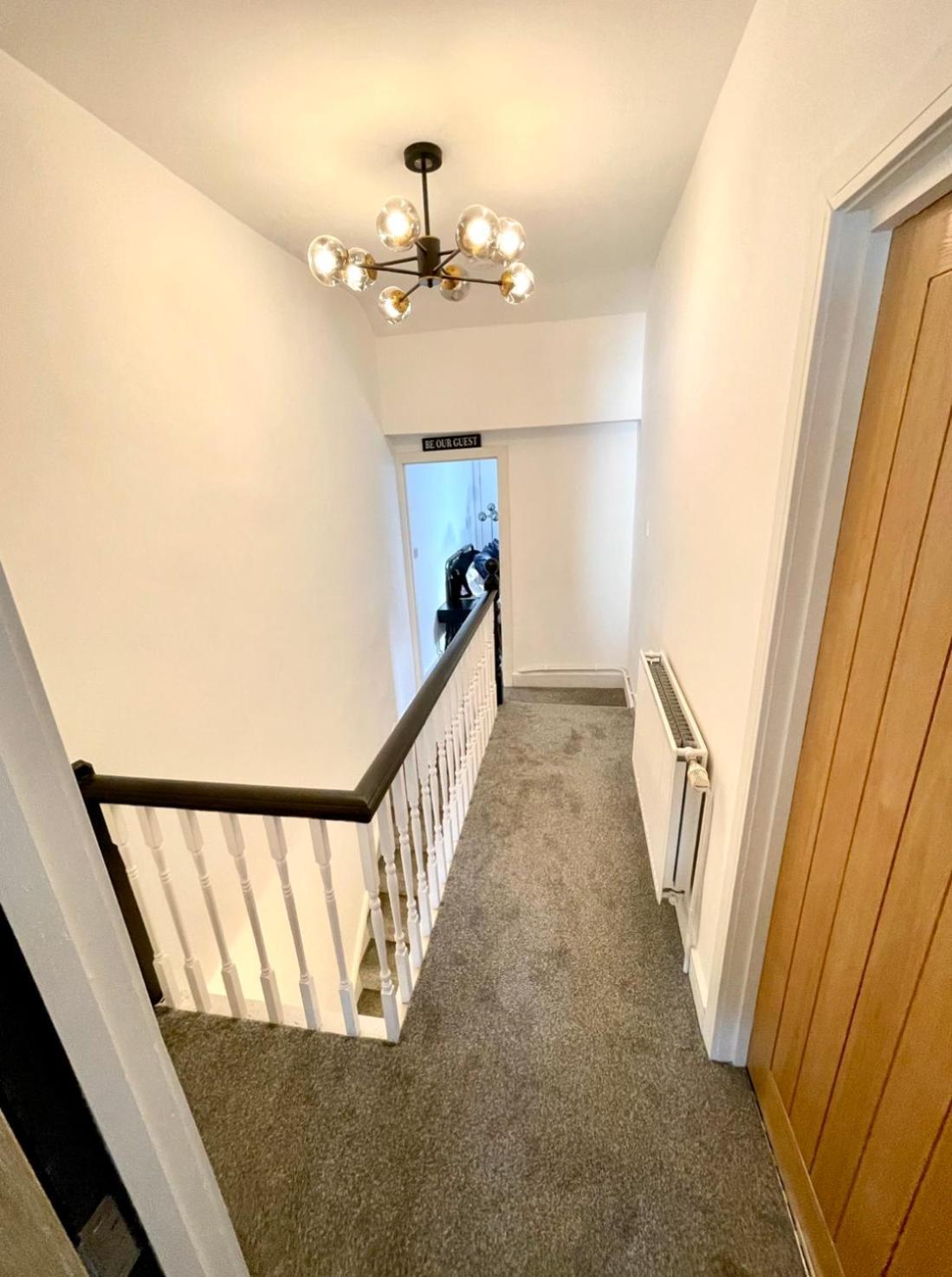 The South Valley Home Neath Extérieur photo